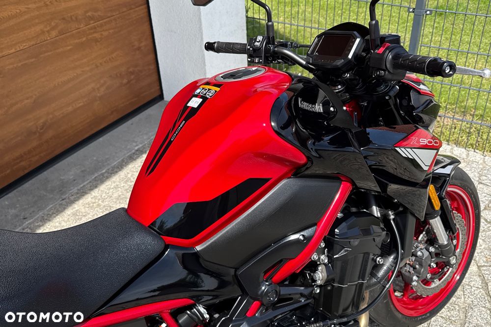 Kawasaki Z 900 - 12