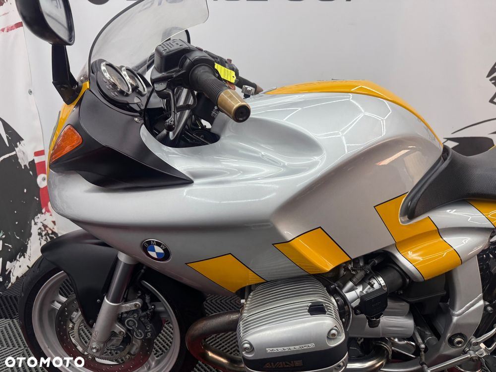 BMW S - 13