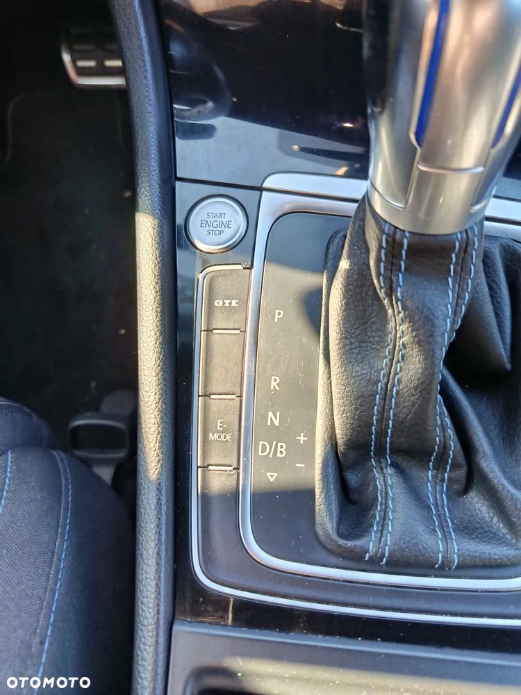 Volkswagen Golf - 15