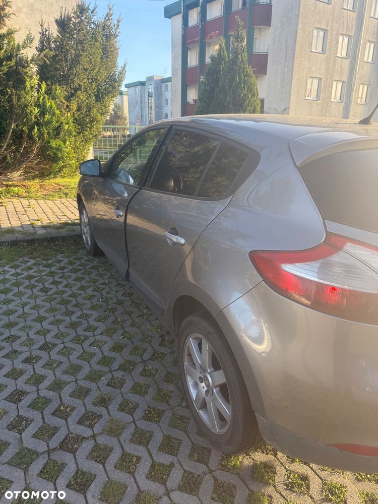 Renault Megane - 11