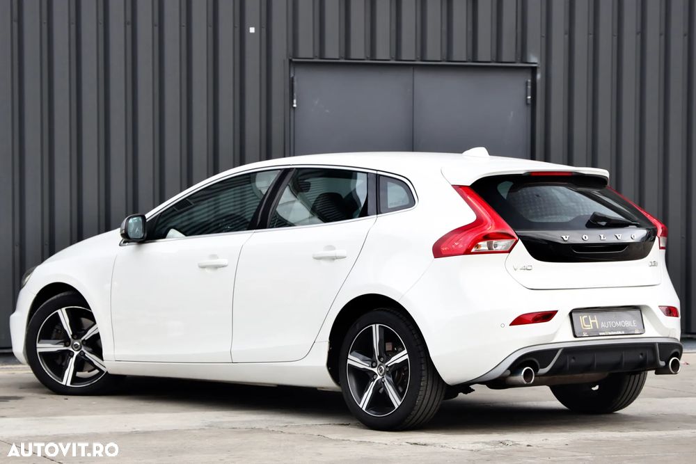 Volvo V40 D3 Geartronic RDesign - 3