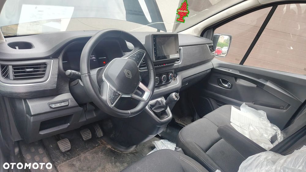 Renault Trafic - 6