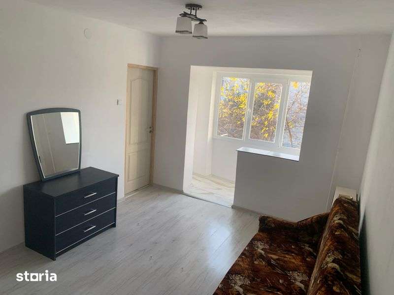 Garsoniara de vanzare — fotografia 1