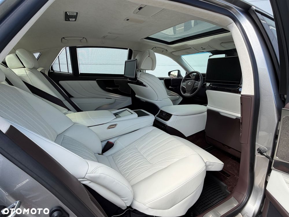 Lexus LS 500h Omotenashi AWD - 32