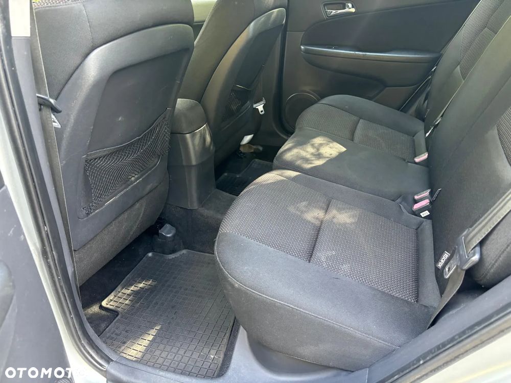 Hyundai i30 1.6 CRDi Comfort EU5 - 19