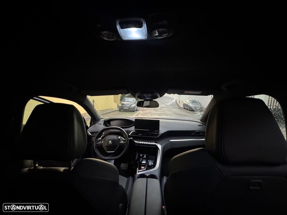 Peugeot 5008 1.2 PureTech Allure Pack EAT8 - 11