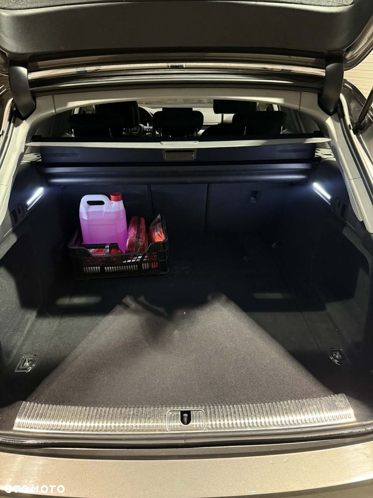 Audi A4 Avant - 16
