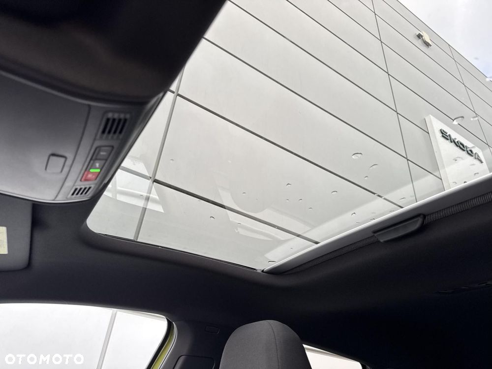 Volkswagen Taigo 1.5 TSI ACT R-Line Plus DSG - 23