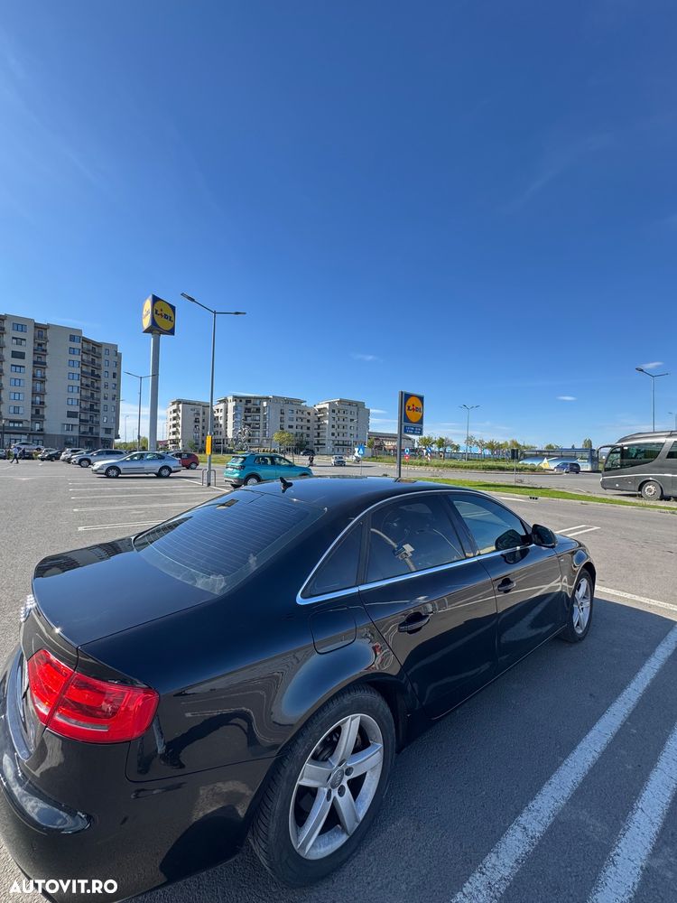 Audi A4 2.0 TDI DPF quattro Attraction - 5