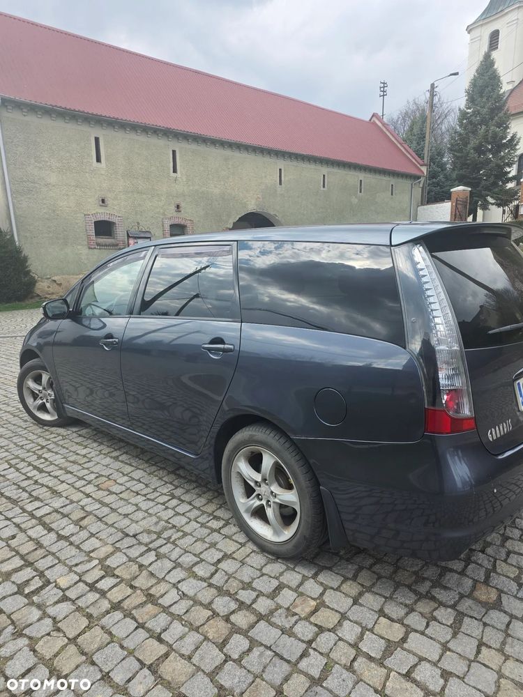 Mitsubishi Grandis 2.0 DID Instyle - 6