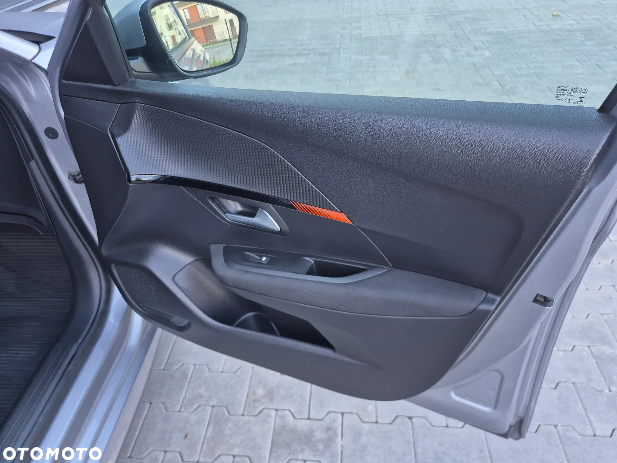Peugeot 208 1.2 PureTech Active S&S - 17