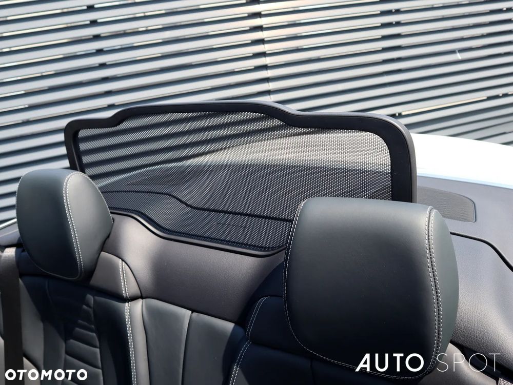 Mercedes-Benz Klasa E 400 4Matic 9G-TRONIC AMG Line - 40