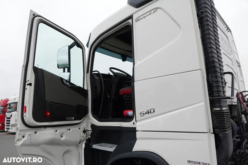 Volvo FH 540 / HIDRAULICĂ DUBLĂ / CABĂ JOSĂ / 100% PNEURI / CONTRACTUL DE SERVICE POSTĂ - 21