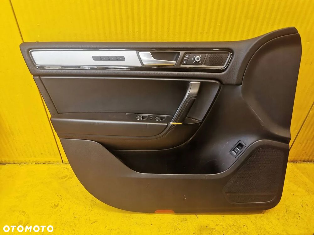 VW Touareg II 7P FOTELE FOTEL KANAPA BOCZKI TUNEK GRZANE CZARNE 12r. - 5