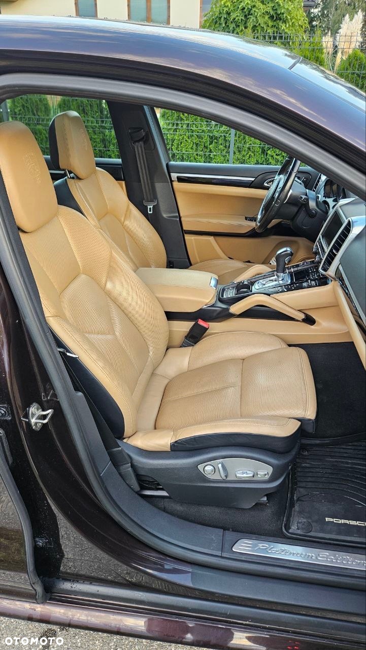 Porsche Cayenne Standard - 12