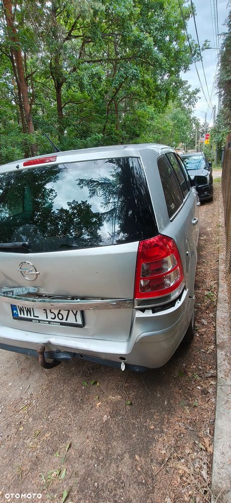 Opel Zafira 1.8 Enjoy - 17