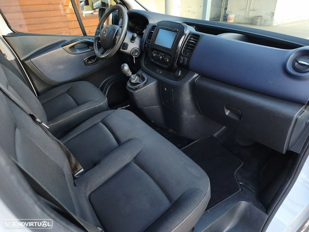 Opel Vívaro 1.6 CDTI 120cv Iva Dedutível - 16