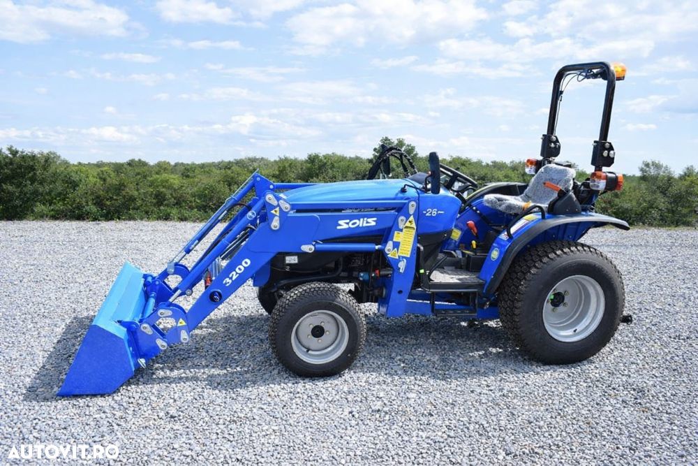 Solis 26 CU INCARCATOR FRONTAL - 1