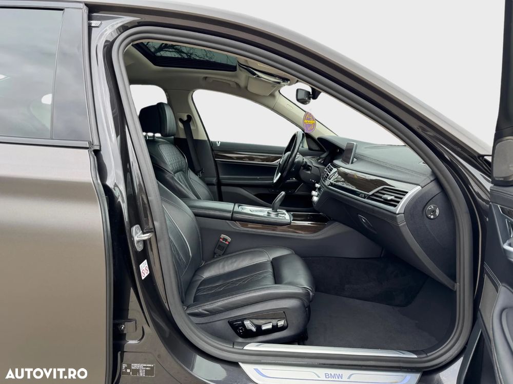 BMW Seria 7 730d - 10
