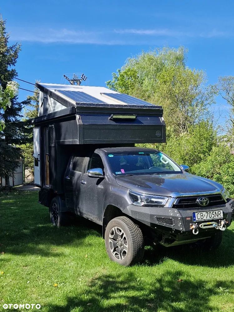Toyota Hilux - 7