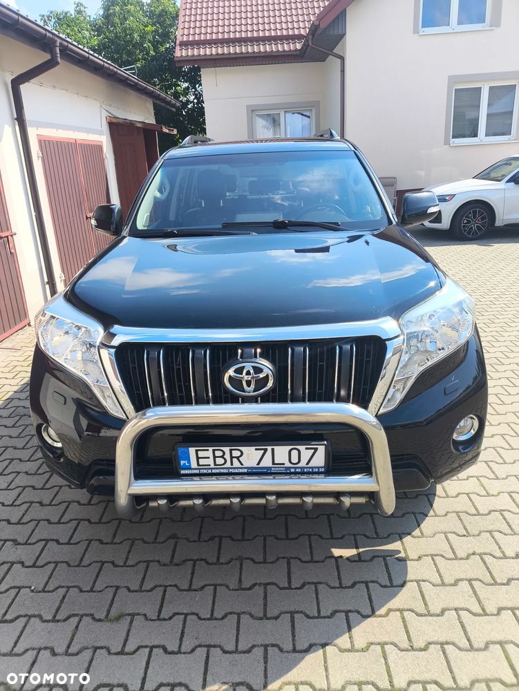 Toyota Land Cruiser LC 3.0 D-4D Prado - 2