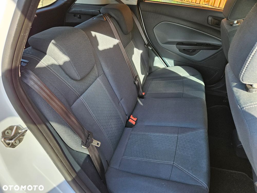 Ford Fiesta 1.6 Ti-VCT Titanium - 11