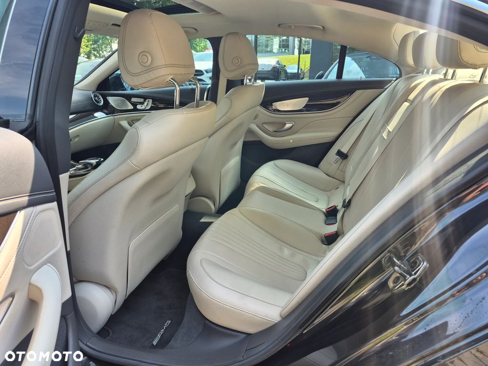 Mercedes-Benz CLS - 18