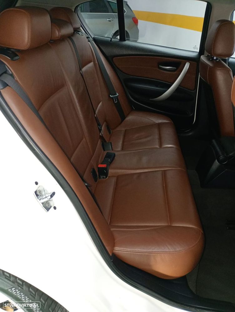 BMW 118 d Line Sport - 28