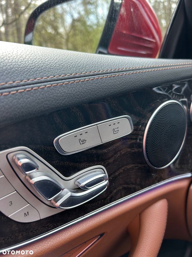 Mercedes-Benz Klasa E 400 4Matic 9G-TRONIC Avantgarde - 30