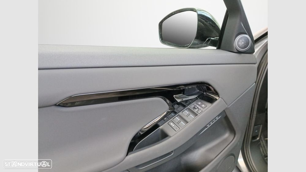 Land Rover Range Rover Evoque 1.5 P270e AWD S Auto - 11