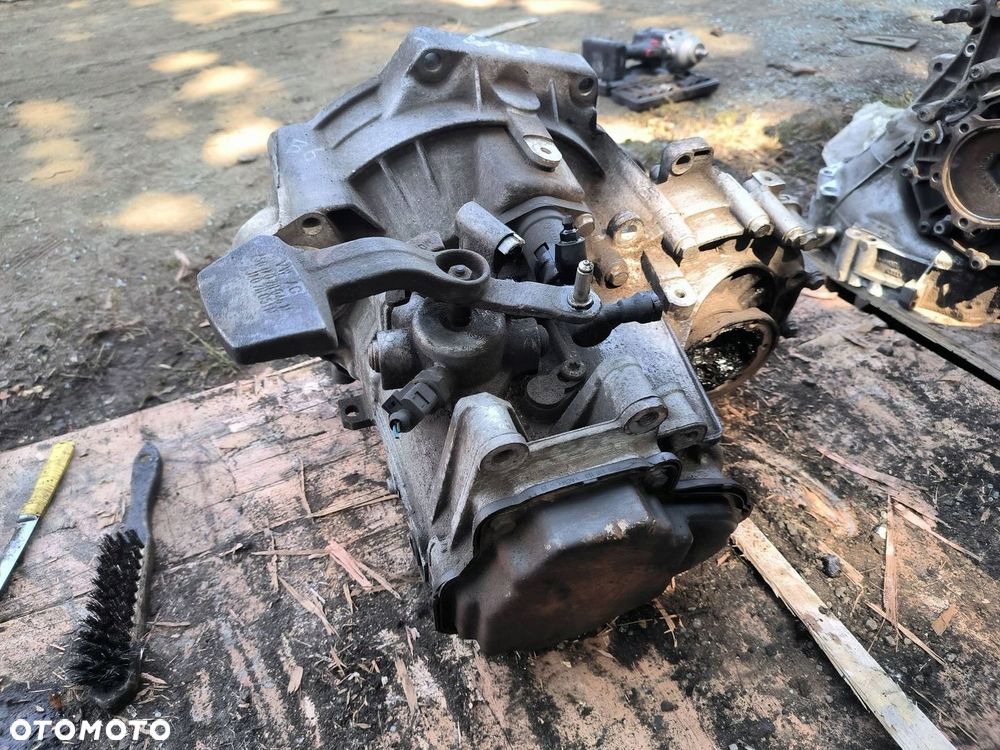 Skrzynia biegów Passat B6 1.9 TDi 105KM KBM - 4