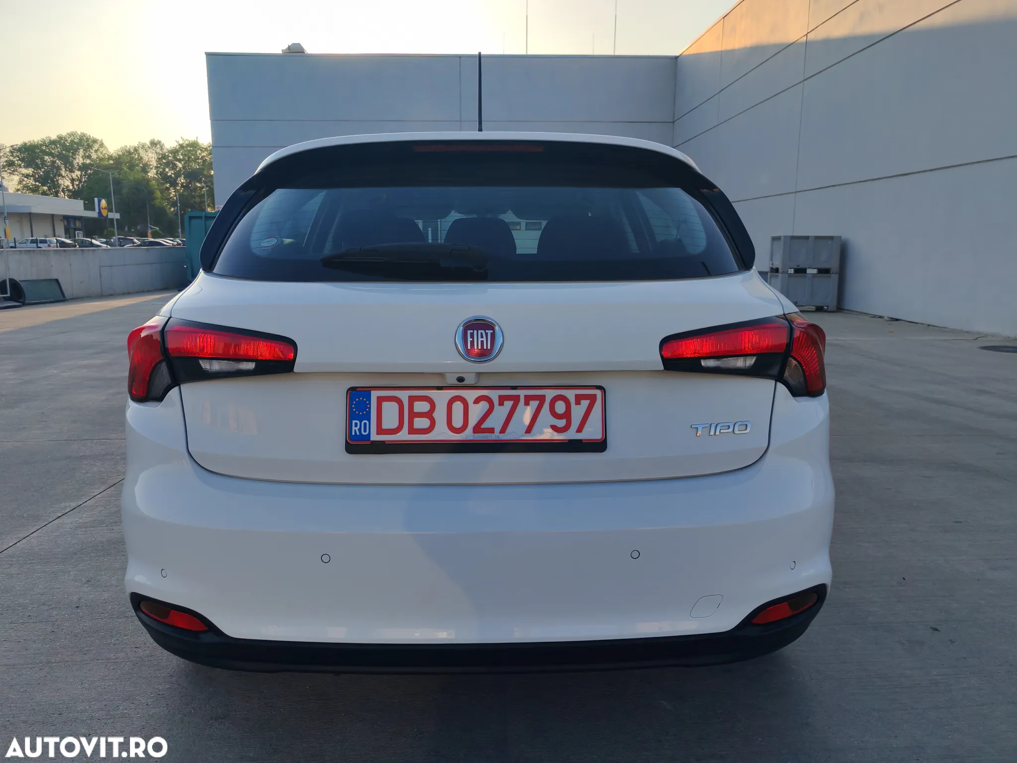 Fiat Tipo 1.3 Mjet Lounge - 31
