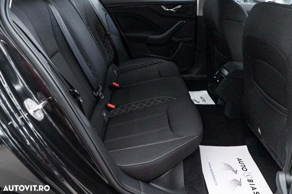 Skoda Kamiq 1.0 TSI DSG Ambition - 9