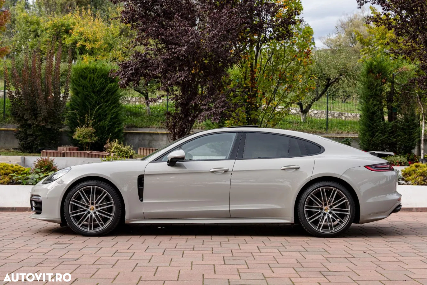 Porsche Panamera 4S - 9