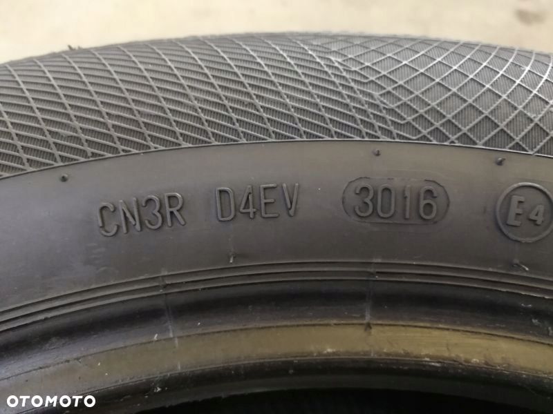 Opony zimowe 215/55 R 17 Continental WinterContact TS850 P - 6