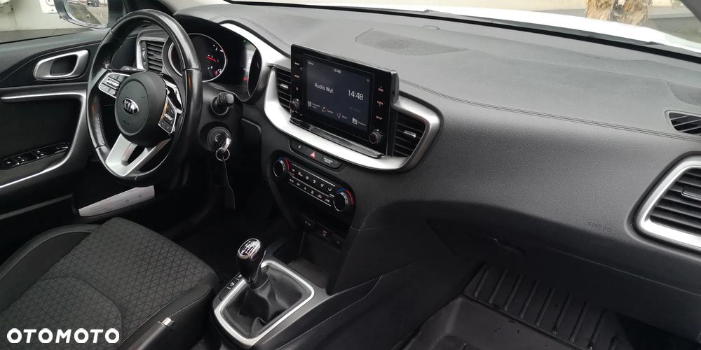 Kia Ceed 1.6 CRDi SCR L Business Line - 14