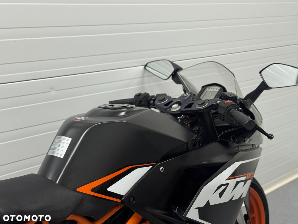 KTM RC 125 - 10