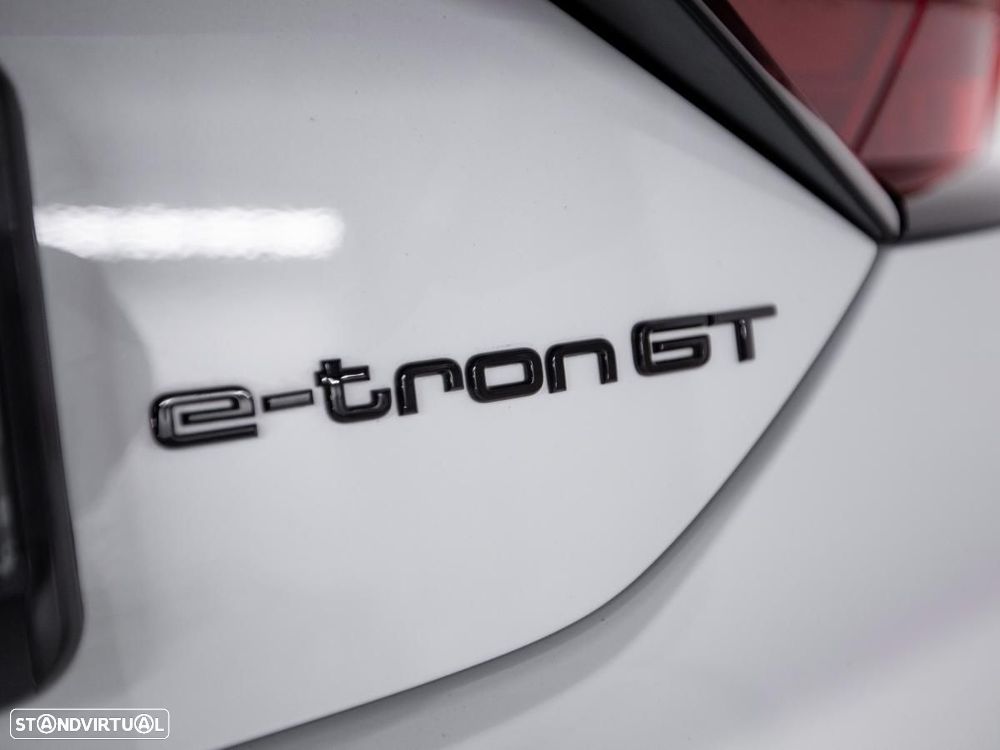 Audi RS e-tron GT quattro - 7