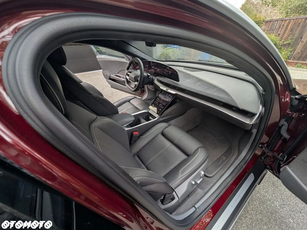 Lucid Air - 19