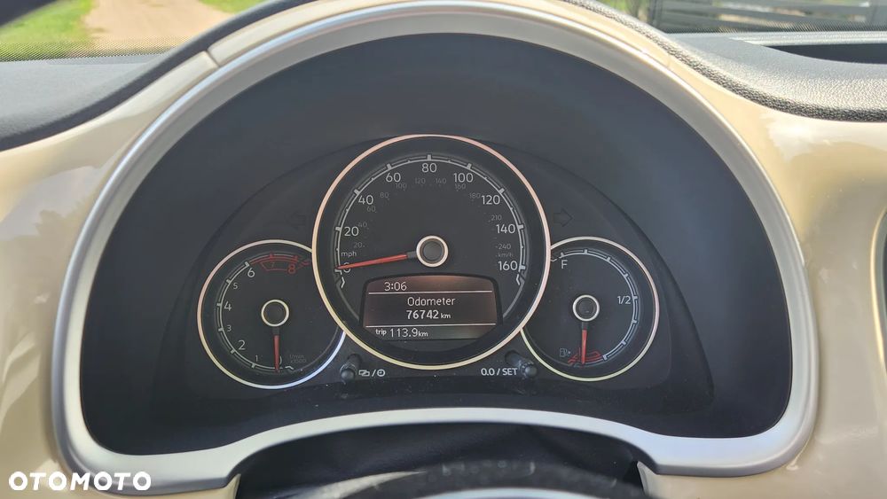 Volkswagen Beetle - 13