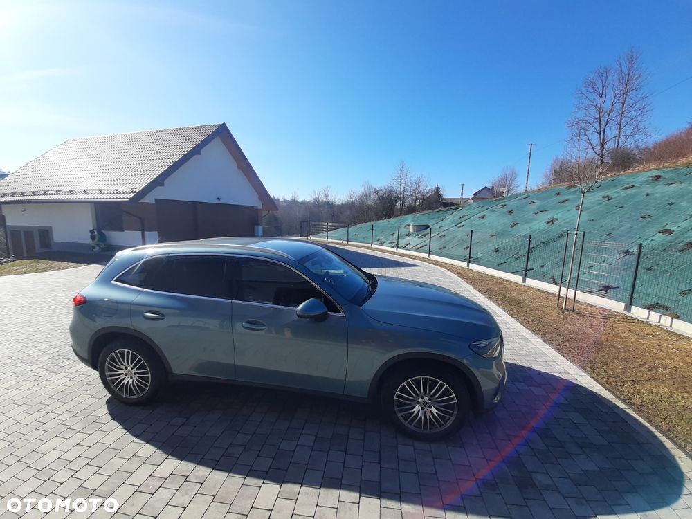 Mercedes-Benz GLC 220 d mHEV 4-Matic Avantgarde - 2