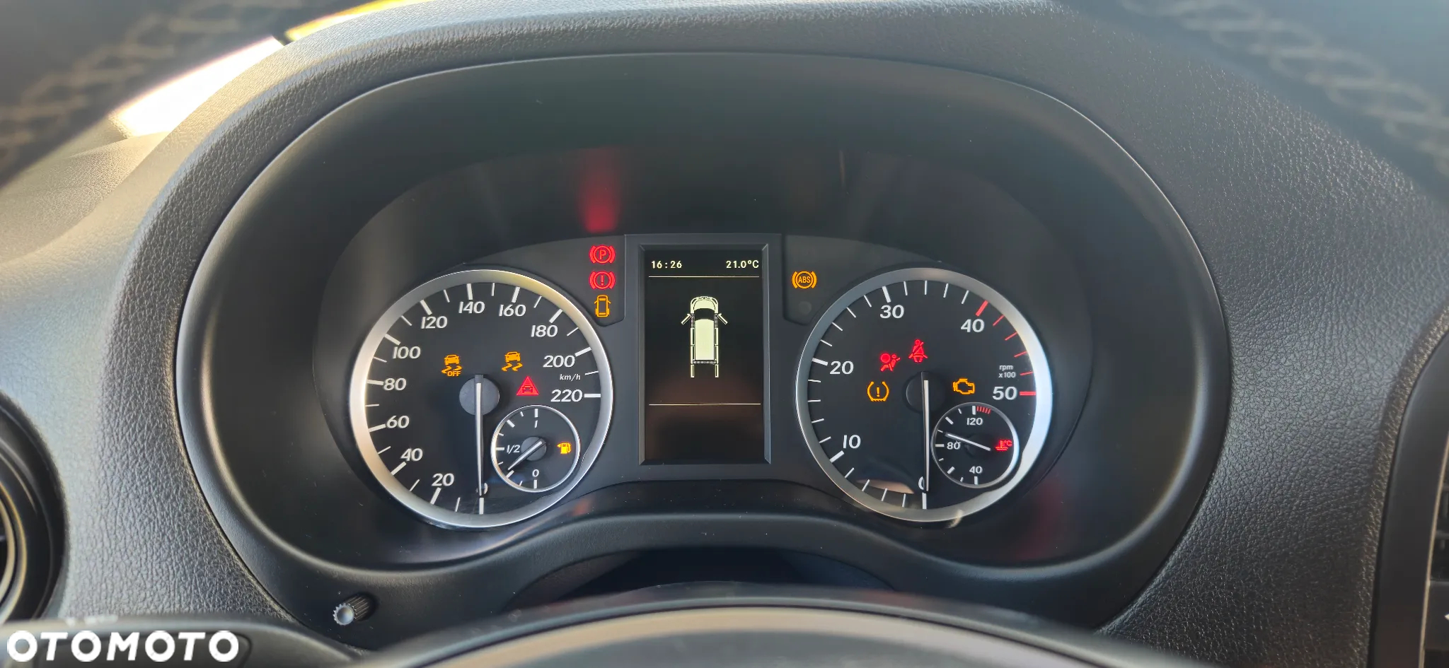 Mercedes-Benz Vito - 28