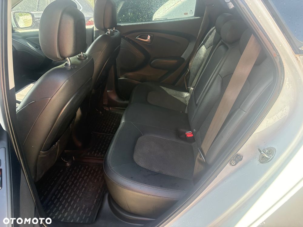 Hyundai ix35 2.0 Premium 2WD - 11