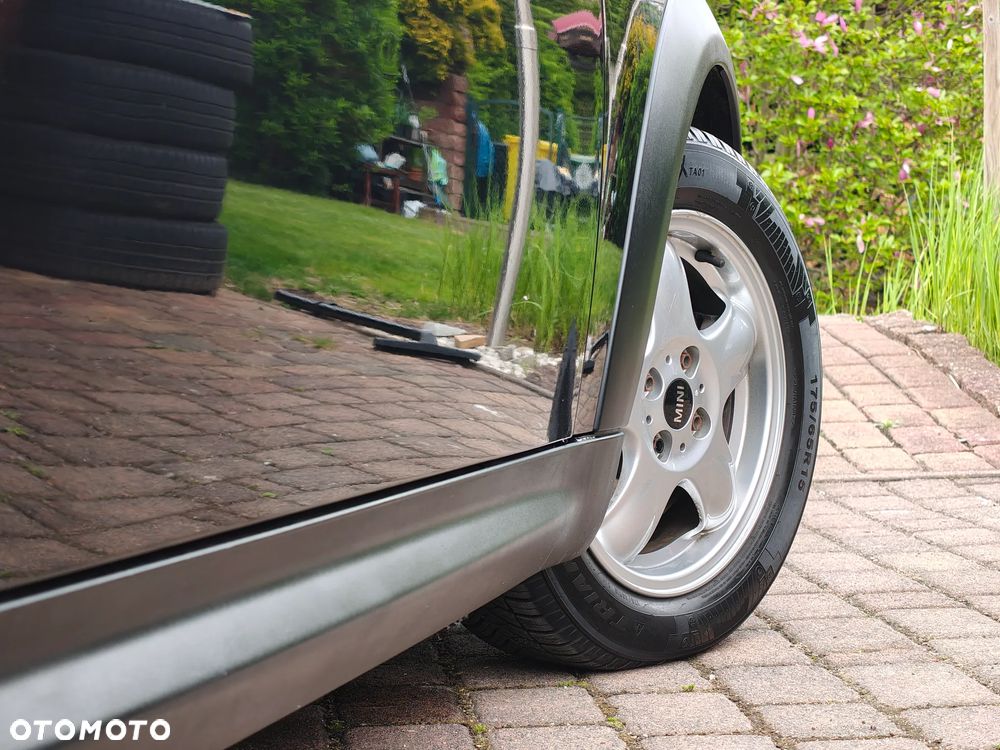 MINI Cooper Standard - 9