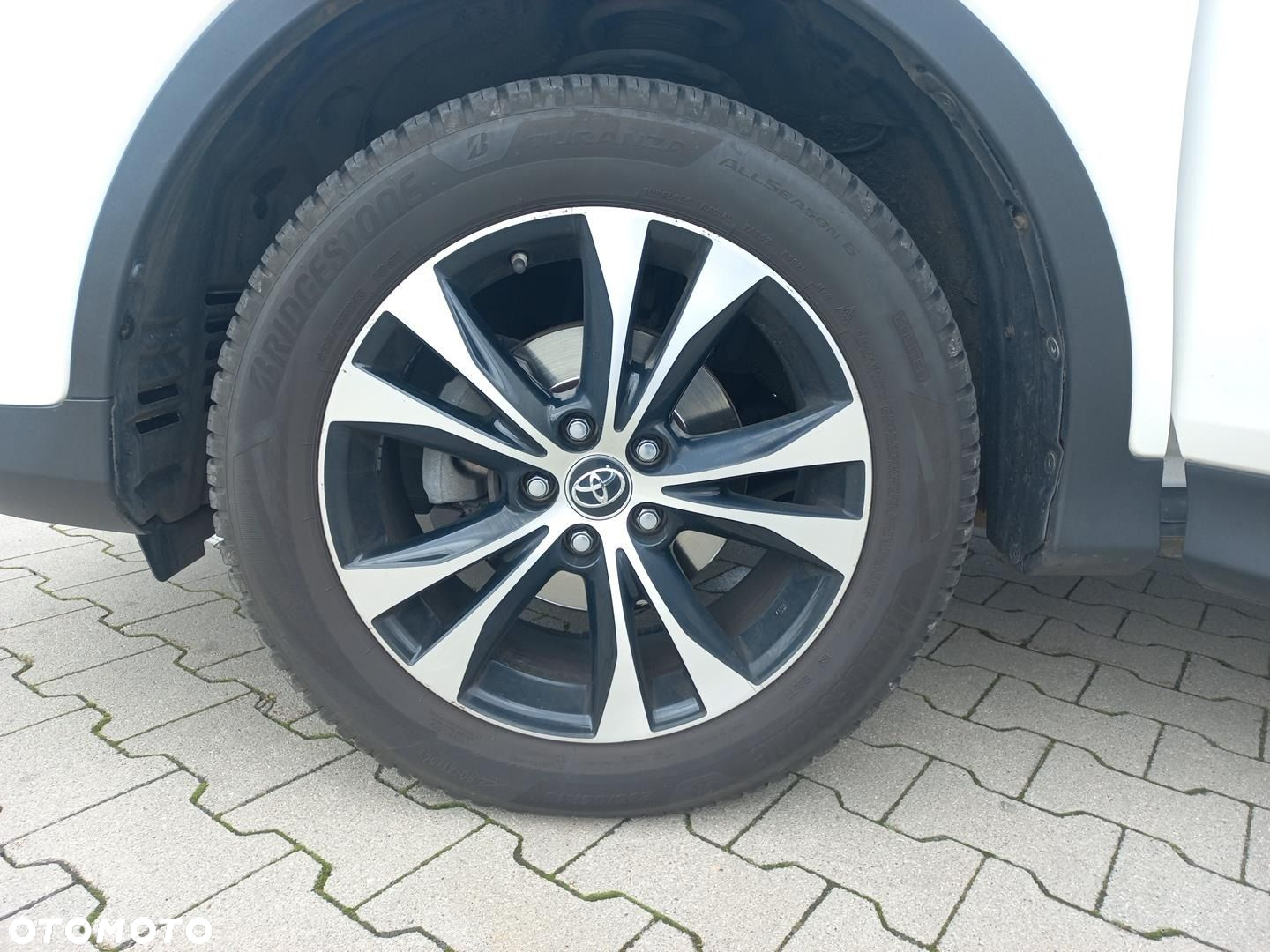 Toyota RAV4 - 28