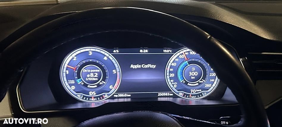 Volkswagen Passat 2.0 TDI DSG Highline - 5