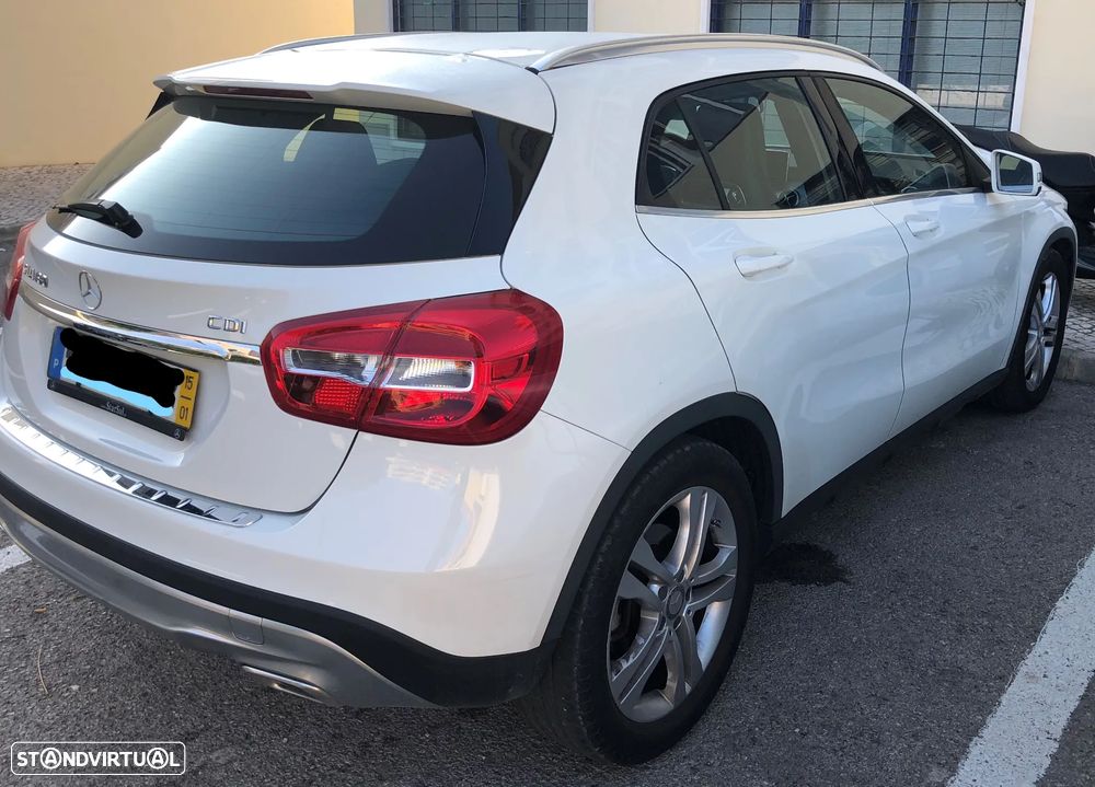 Mercedes-Benz GLA 180 CDi Urban - 6