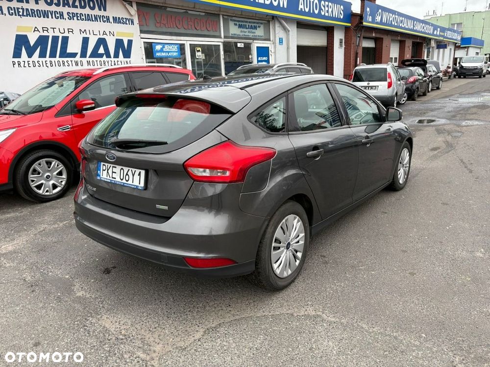 Ford Focus - 1
