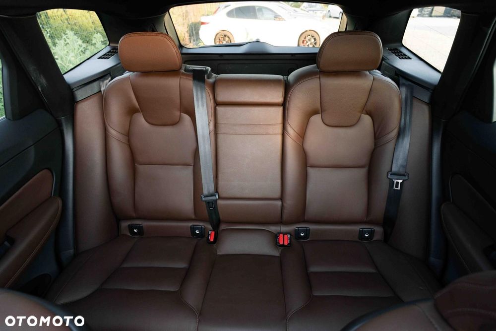 Volvo XC 60 T6 AWD Momentum - 18