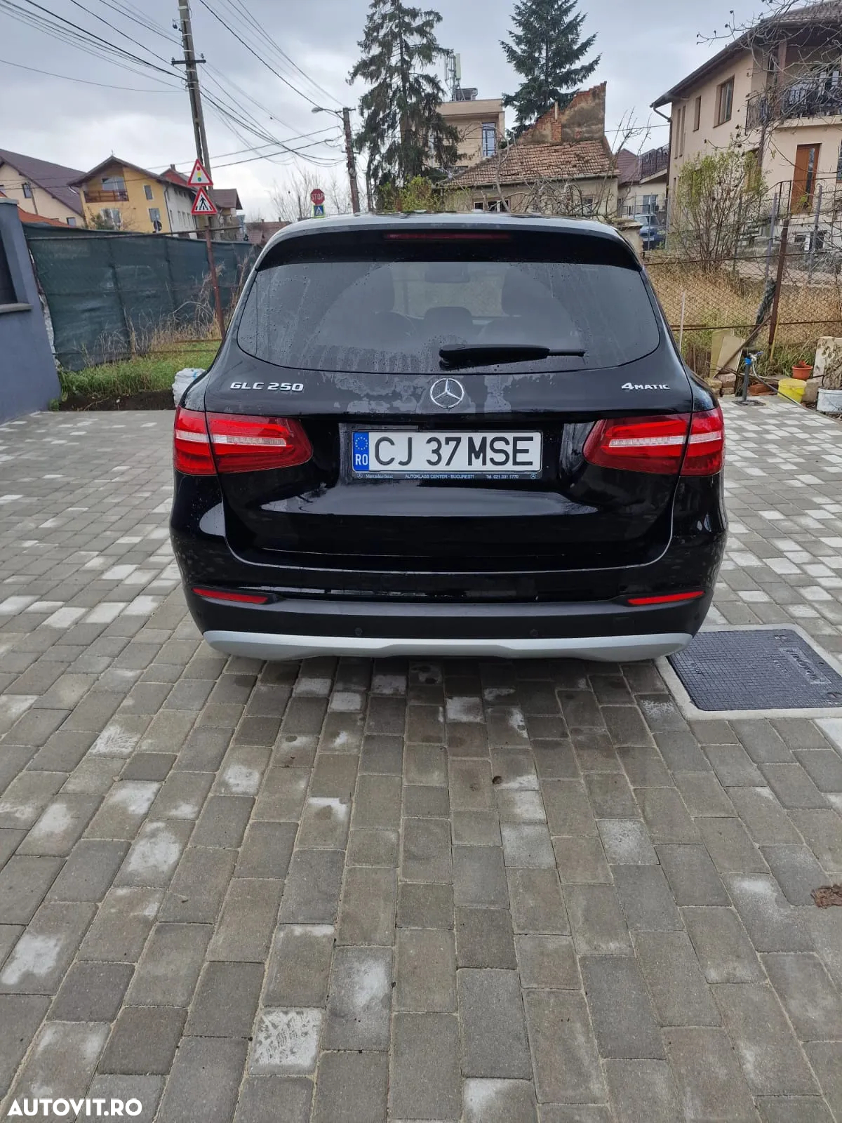 Mercedes-Benz GLC - 7